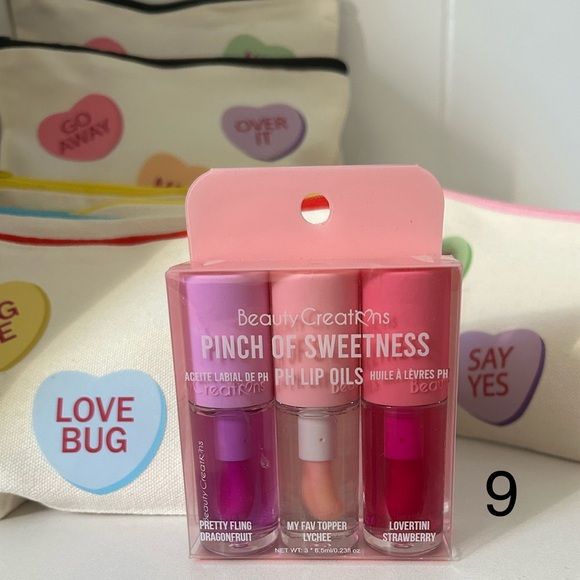 Valentines Day Cosmetic Bag Set Mystery - Picture 12 of 15